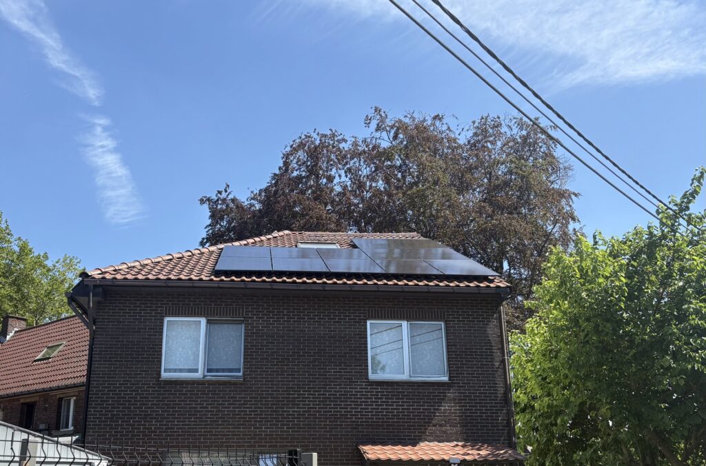 Zonnepanelen en thuisbatterij in Genk