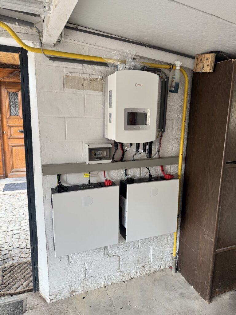 Hybride omvormer en 10 kWh thuisbatterij in Maasmechelen