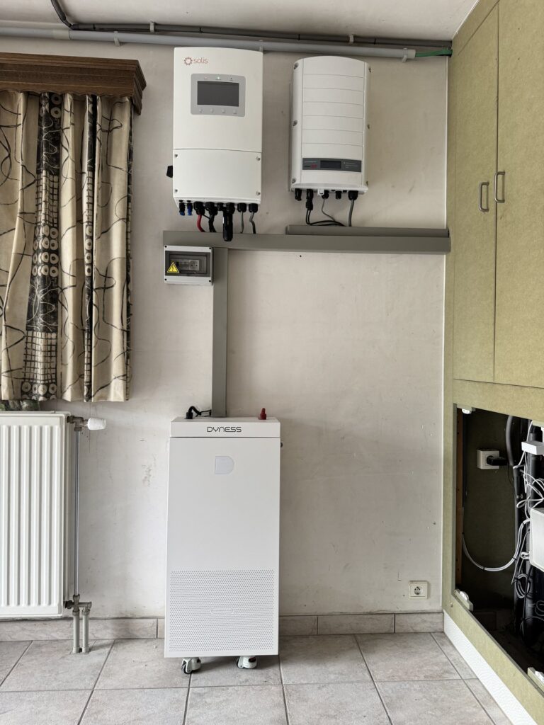 AC-gekoppelde thuisbatterij van 16 kWh in Dilsen-Stokkem