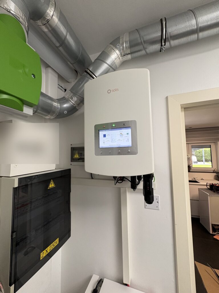 AC-gekoppelde thuisbatterij van 16 kWh in Maasmechelen