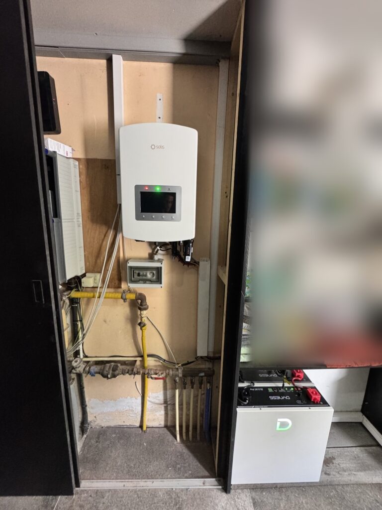 Thuisbatterij bij bestaande zonnepanelen in Aalst
