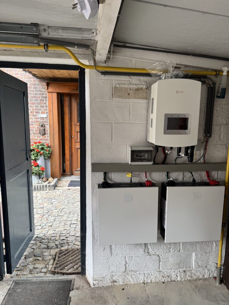 Hybride omvormer en 10 kWh thuisbatterij in Maasmechelen – foto 2