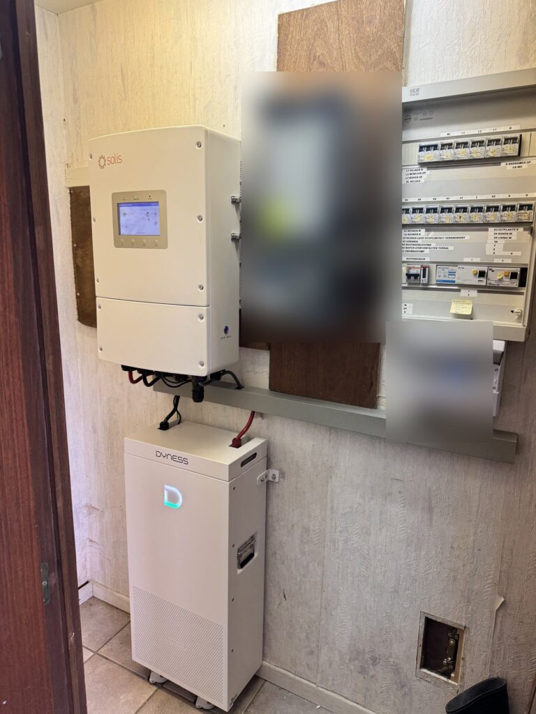 Zonnepanelen en thuisbatterij in Lubbeek – foto 2