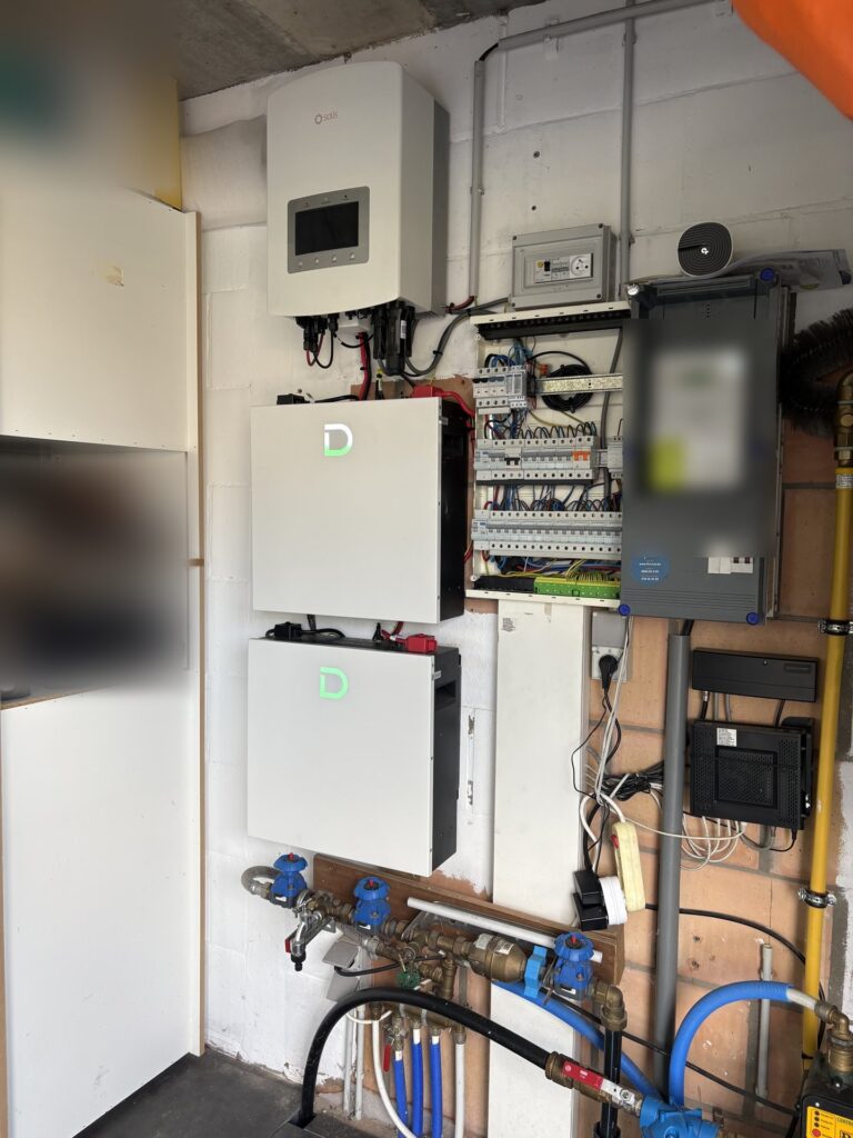 Hybride omvormer en 10 kWh thuisbatterij in Dilsen-Stokkem – foto 2