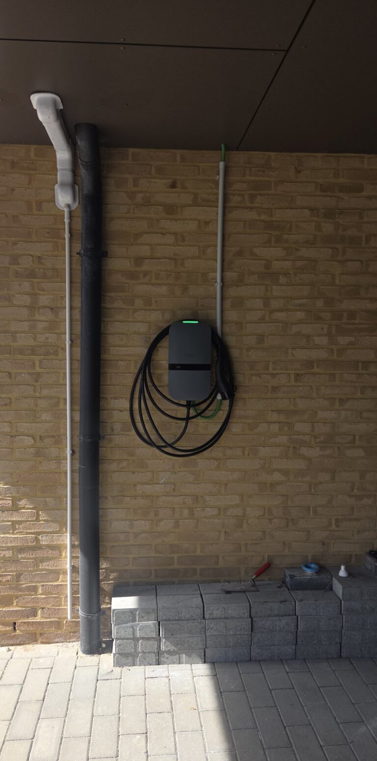 Zonnepanelen, thuisbatterij en laadpaal in Tongeren-Borgloon – foto 3