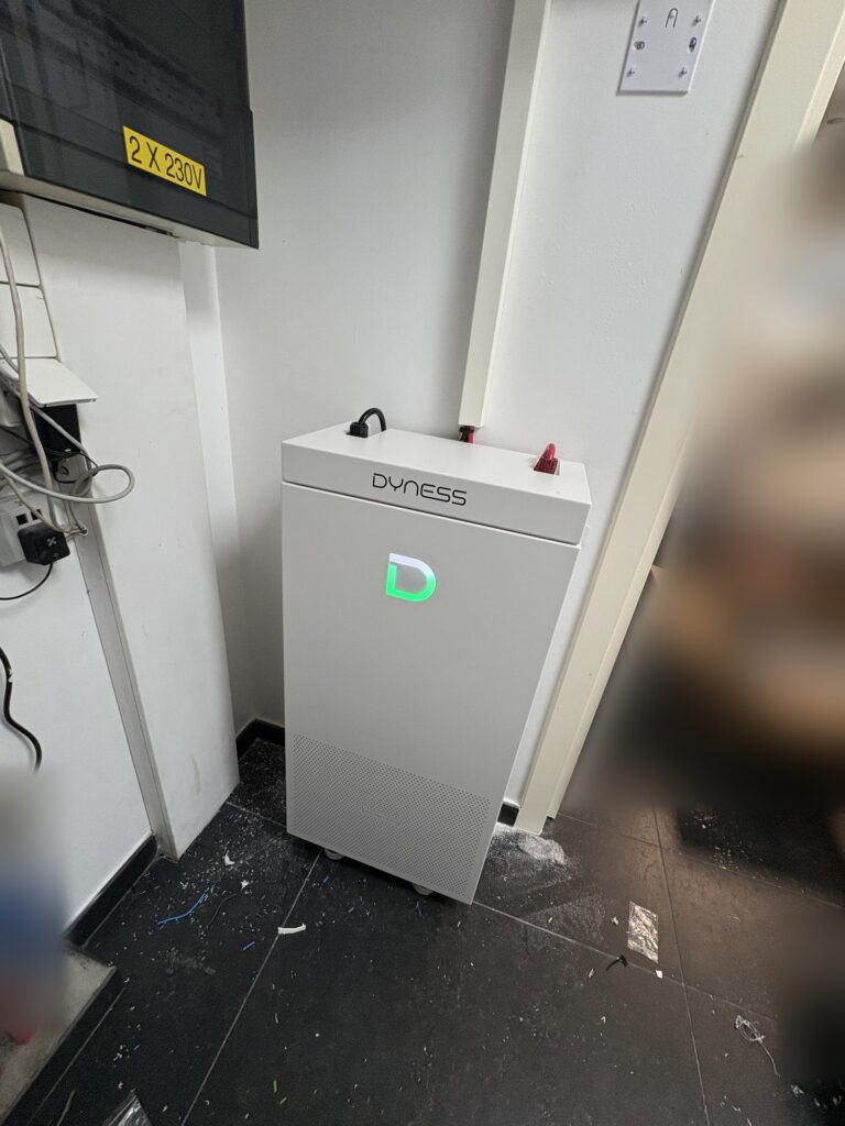 AC-gekoppelde thuisbatterij van 16 kWh in Maasmechelen – foto 3