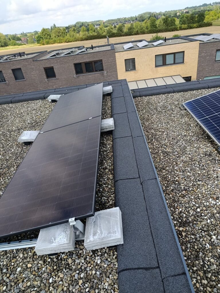 Zonnepanelen, thuisbatterij en laadpaal in Tongeren-Borgloon – foto 4