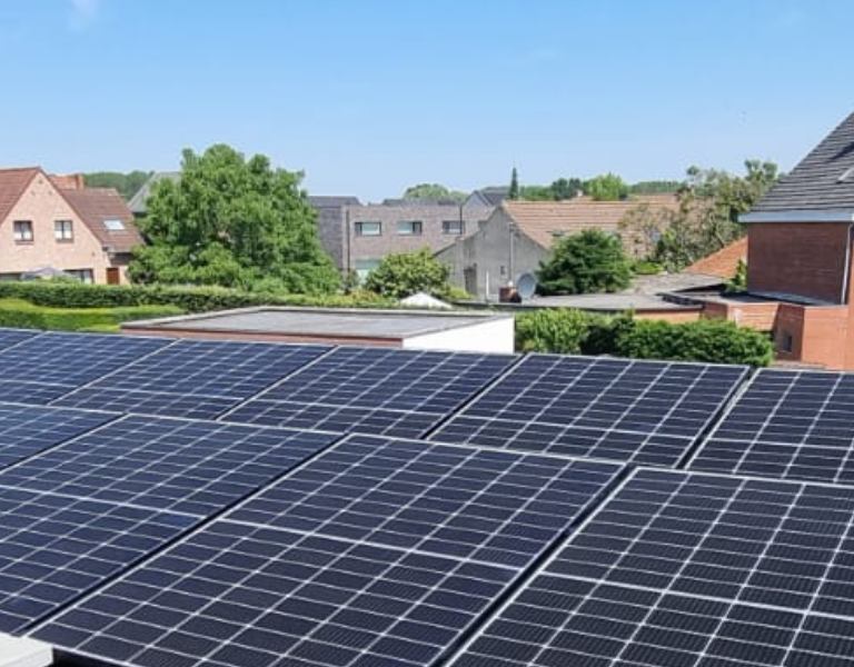 Wat betekent Wp bij zonnepanelen?