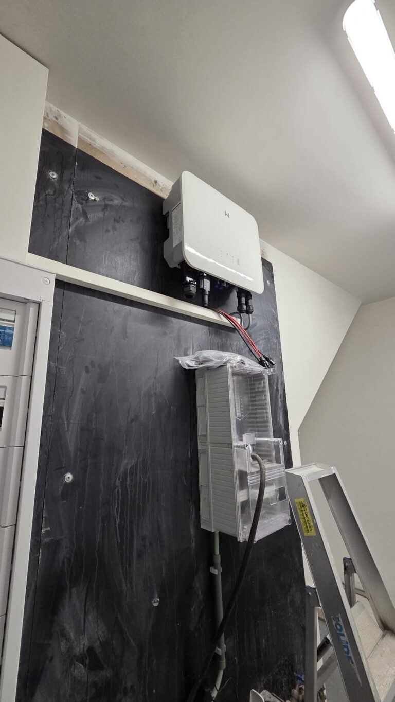11 zonnepanelen op een plat dak in Tongeren-Borgloon – foto 3