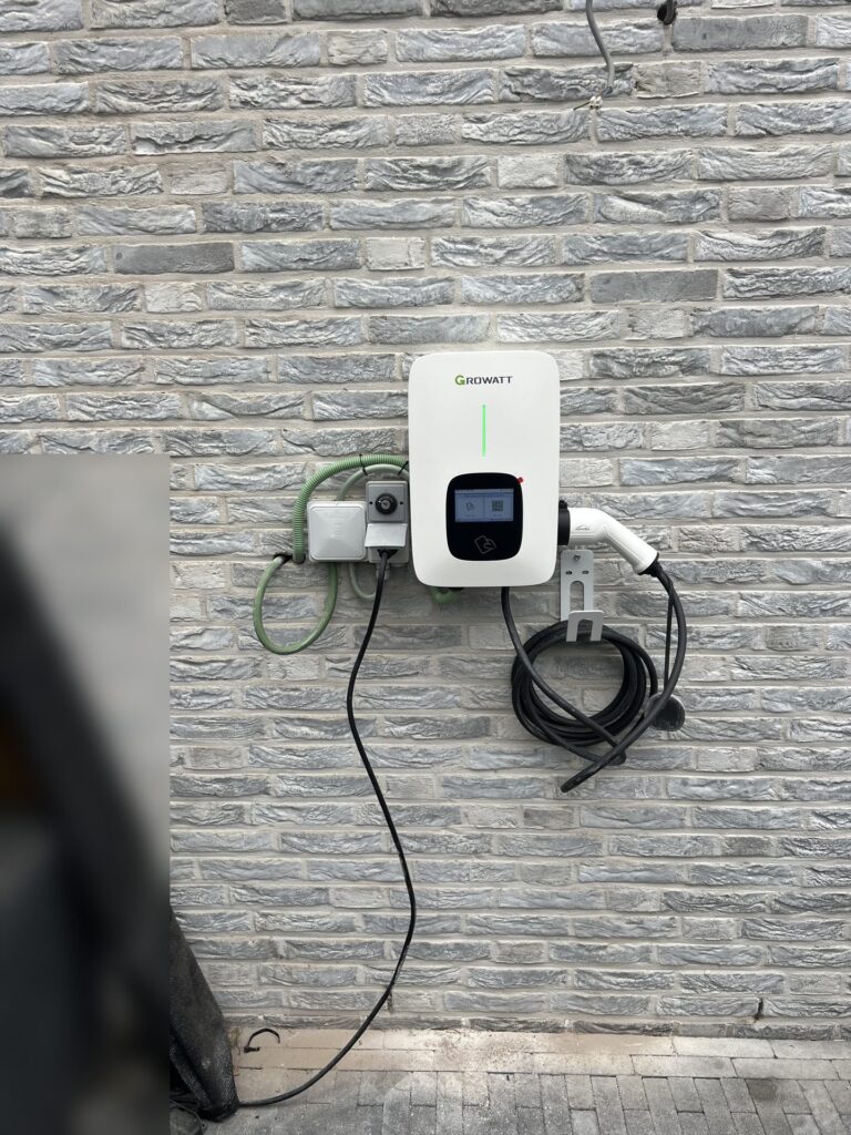 Laadpaal van 11 kW in Peer