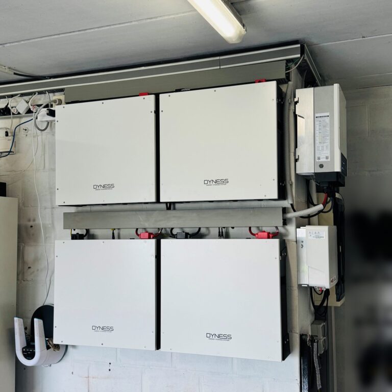 Thuisbatterij van 20,48 kWh voor een bedrijf in Berlaar