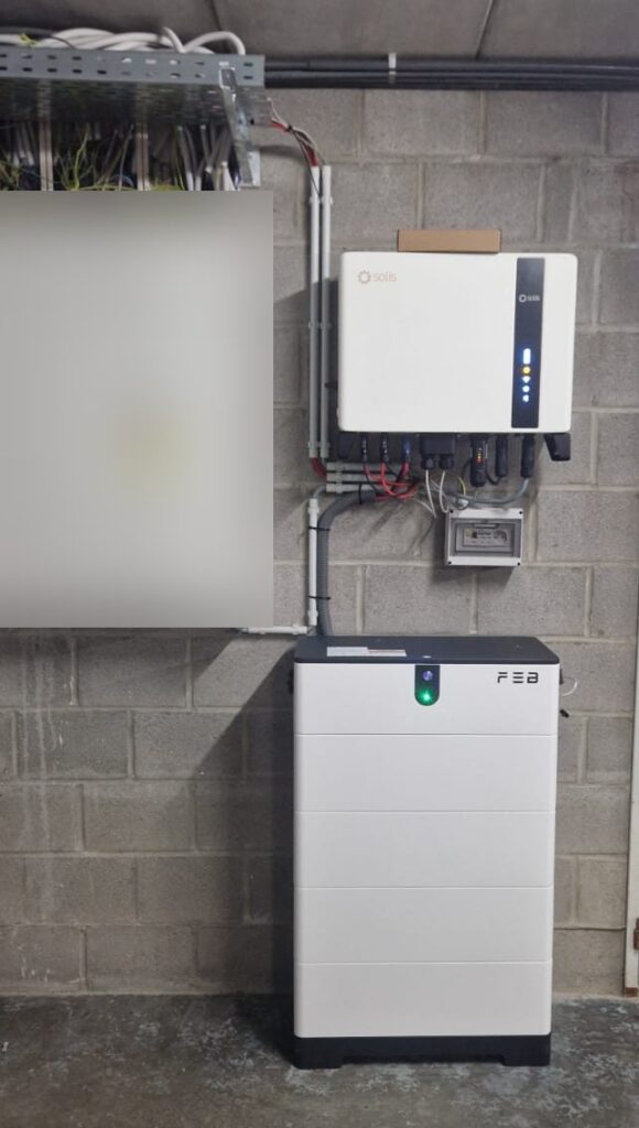 Thuisbatterij van 20,48 kWh met nieuwe omvormer in Bocholt