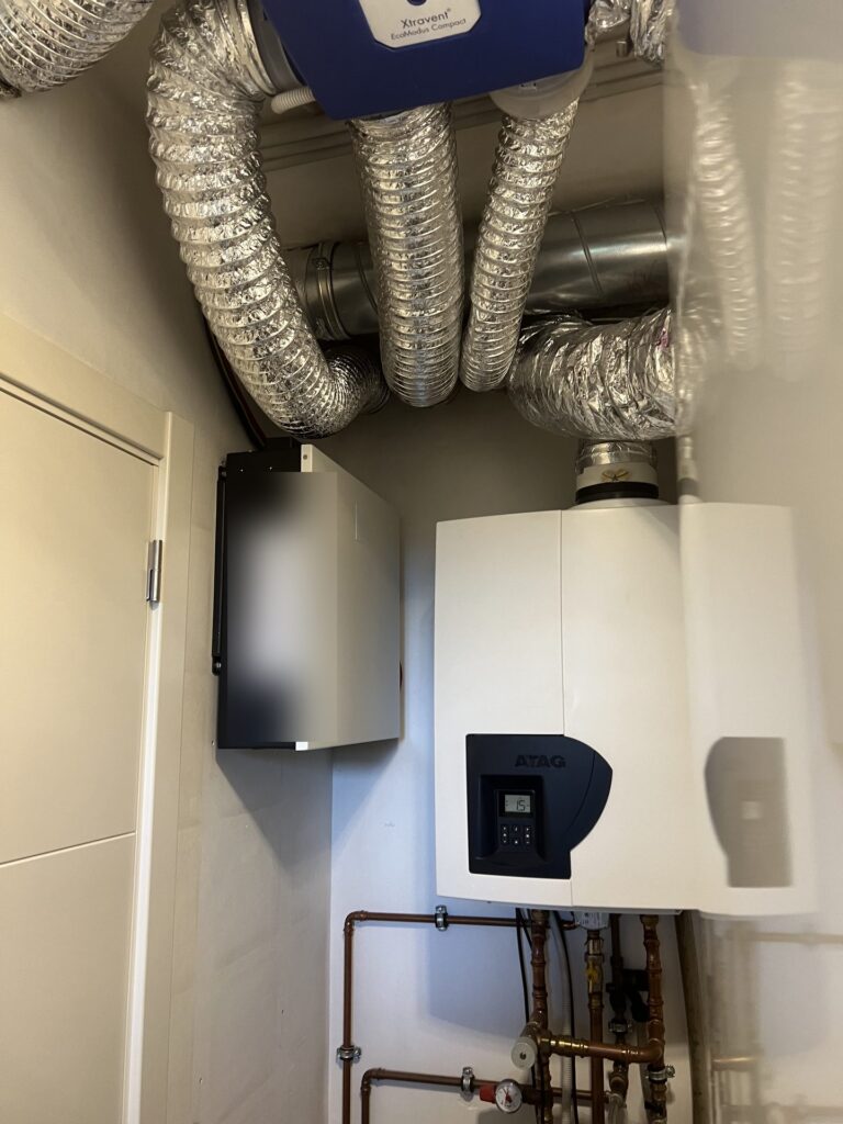 Thuisbatterij van 5,12 kWh met noodstroom in Denderleeuw – foto 2