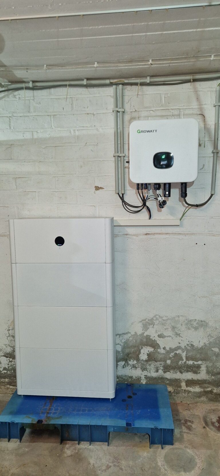 Nieuwe omvormer en thuisbatterij van 15 kWh in Dilsen-Stokkem