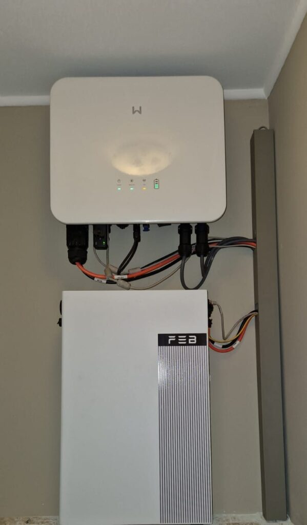 Nieuwe omvormer en thuisbatterij van 5,12 kWh in Duffel