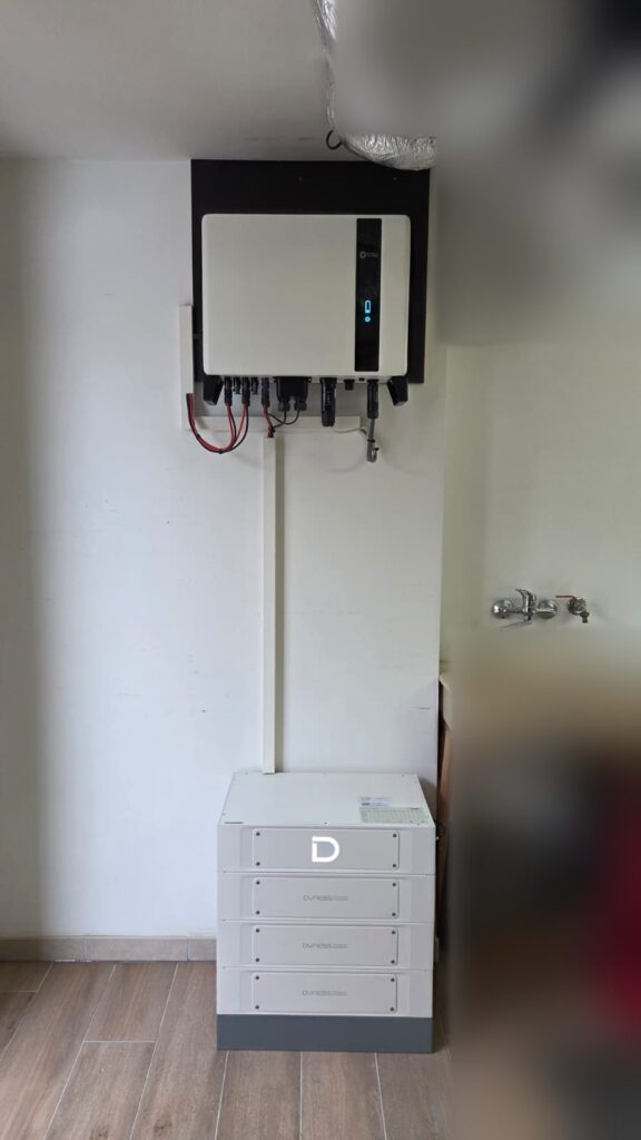 Thuisbatterij van 15,36 kWh met nieuwe omvormer in Geetbets
