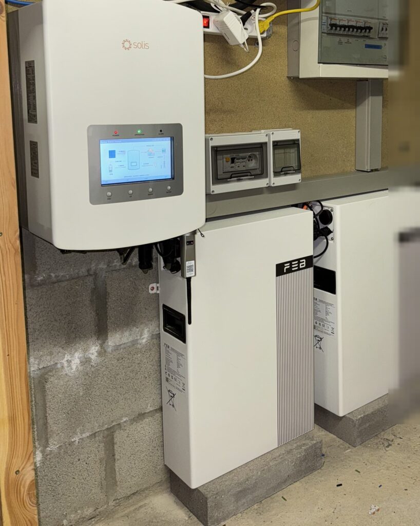 Nieuwe omvormer en thuisbatterij van 10,24 kWh in Genk