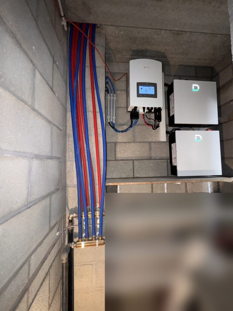 Thuisbatterij van 15,36 kWh met nieuwe omvormer in Genk – foto 2