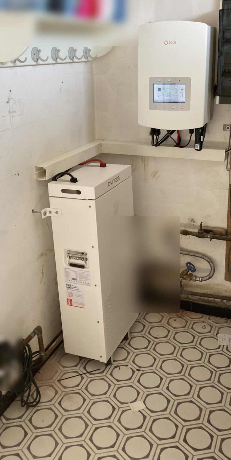 Nieuwe omvormer en thuisbatterij van 16 kWh in Hasselt