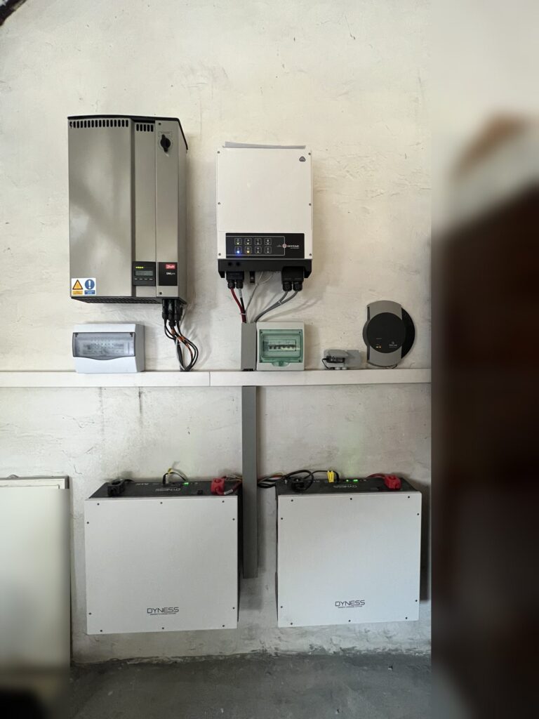AC-gekoppelde thuisbatterij van 10,24 kWh in Ichtegem