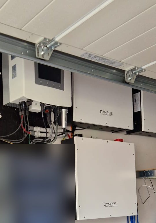 Nieuwe omvormer en thuisbatterij van 15,36 kWh in Kalmthout