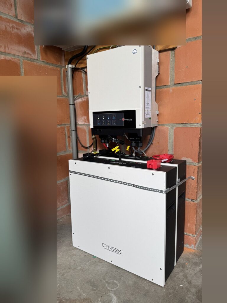 Thuisbatterij van 10,24 kWh bij bestaande zonnepanelen in Leopoldsburg