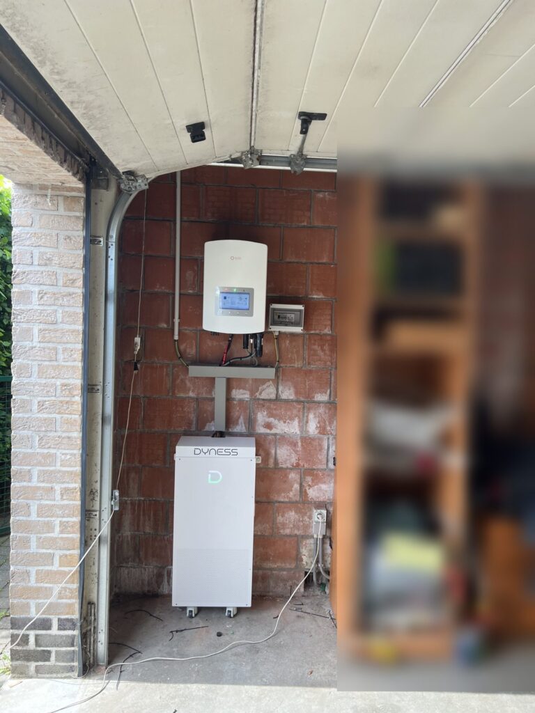 Thuisbatterij van 14,3 kWh bij zonnepanelen van 6,4 kWp in Leuven – foto 2