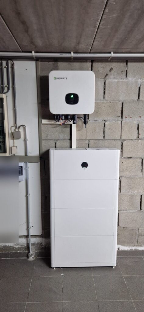 Nieuwe omvormer en thuisbatterij van 15 kWh in Linter