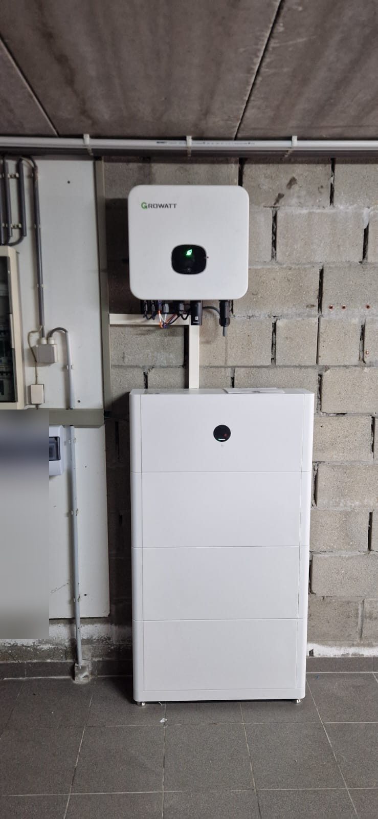 Nieuwe omvormer en thuisbatterij van 15 kWh in Linter