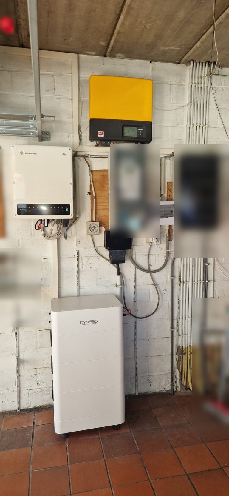 Thuisbatterij van 10,66 kWh bij bestaande zonnepanelen in Meise