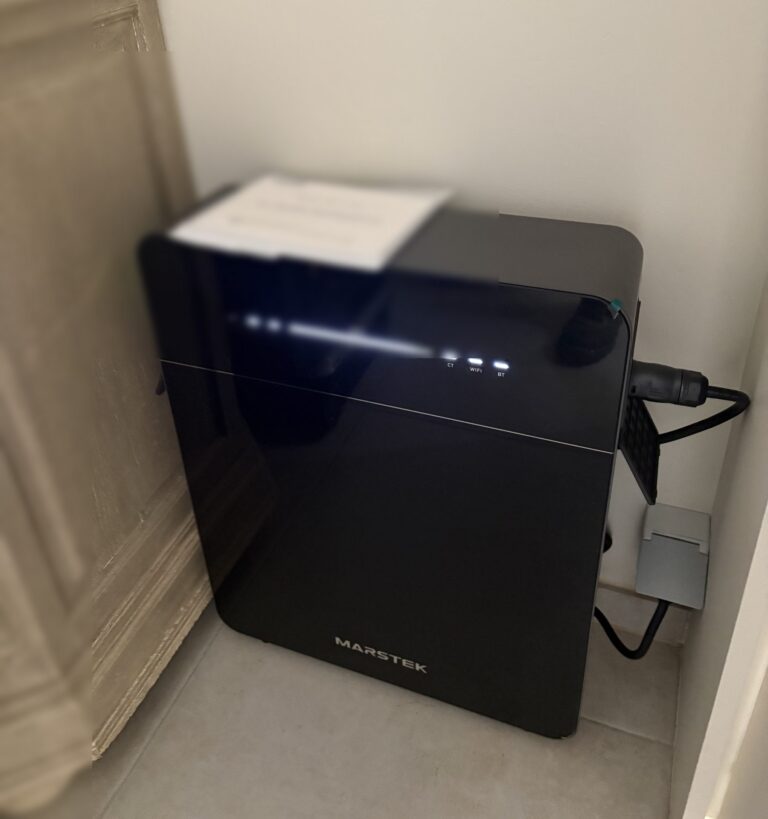 Plug-in thuisbatterij van 5,12 kWh in Middelkerke