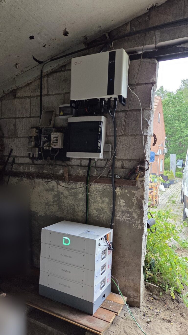 Thuisbatterij en hybride omvormer in Beerse
