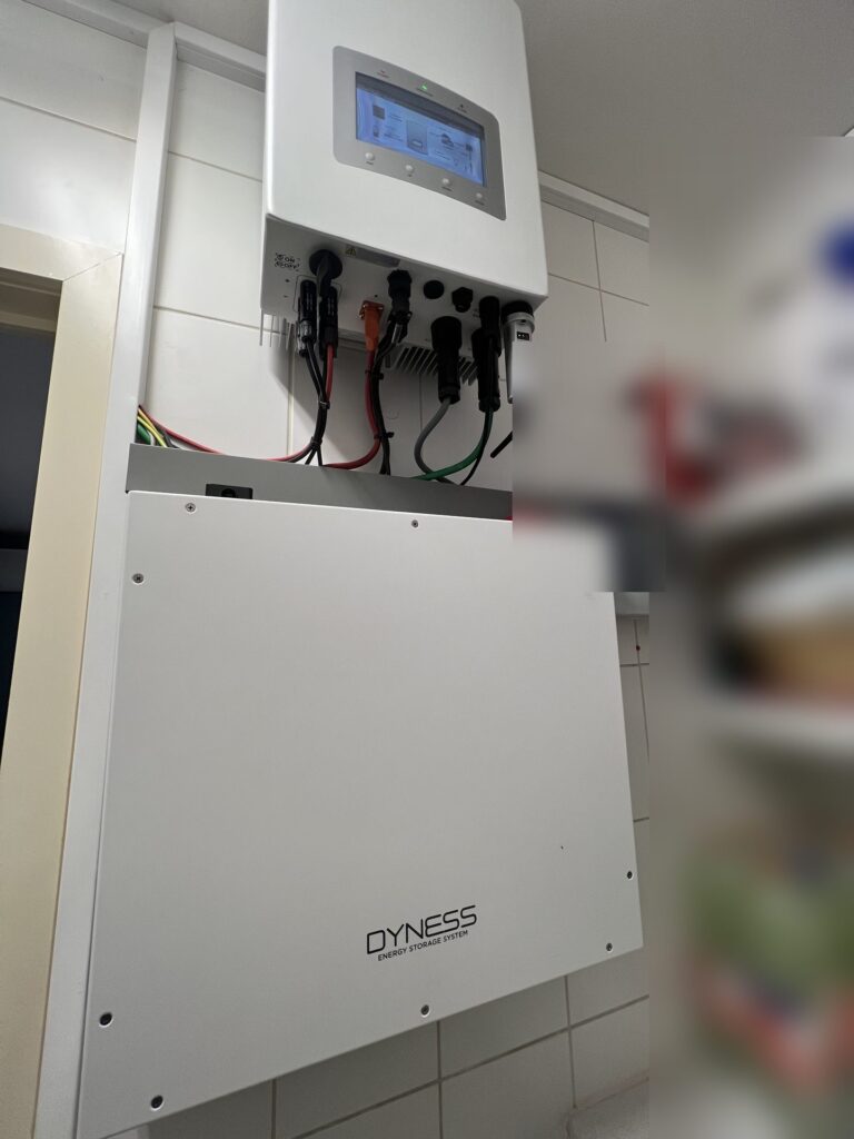 Nieuwe omvormer en thuisbatterij in Peer