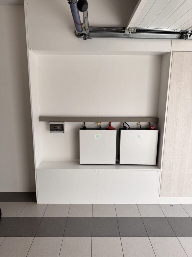 Thuisbatterij van 10,24 kWh met nieuwe omvormer in Ravels – foto 2