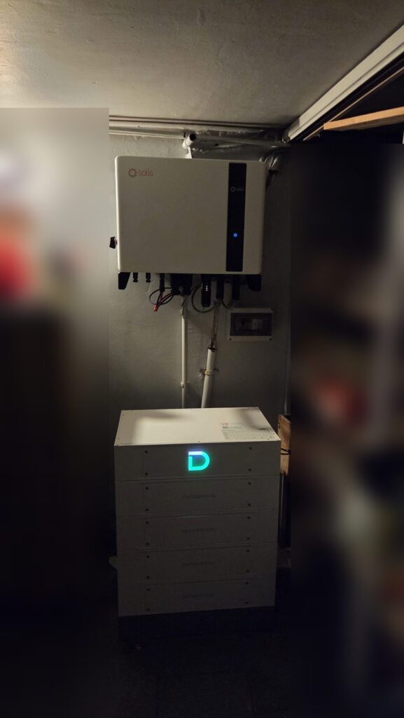 Thuisbatterij van 20,48 kWh met driefasige omvormer in Scherpenheuvel-Zichem