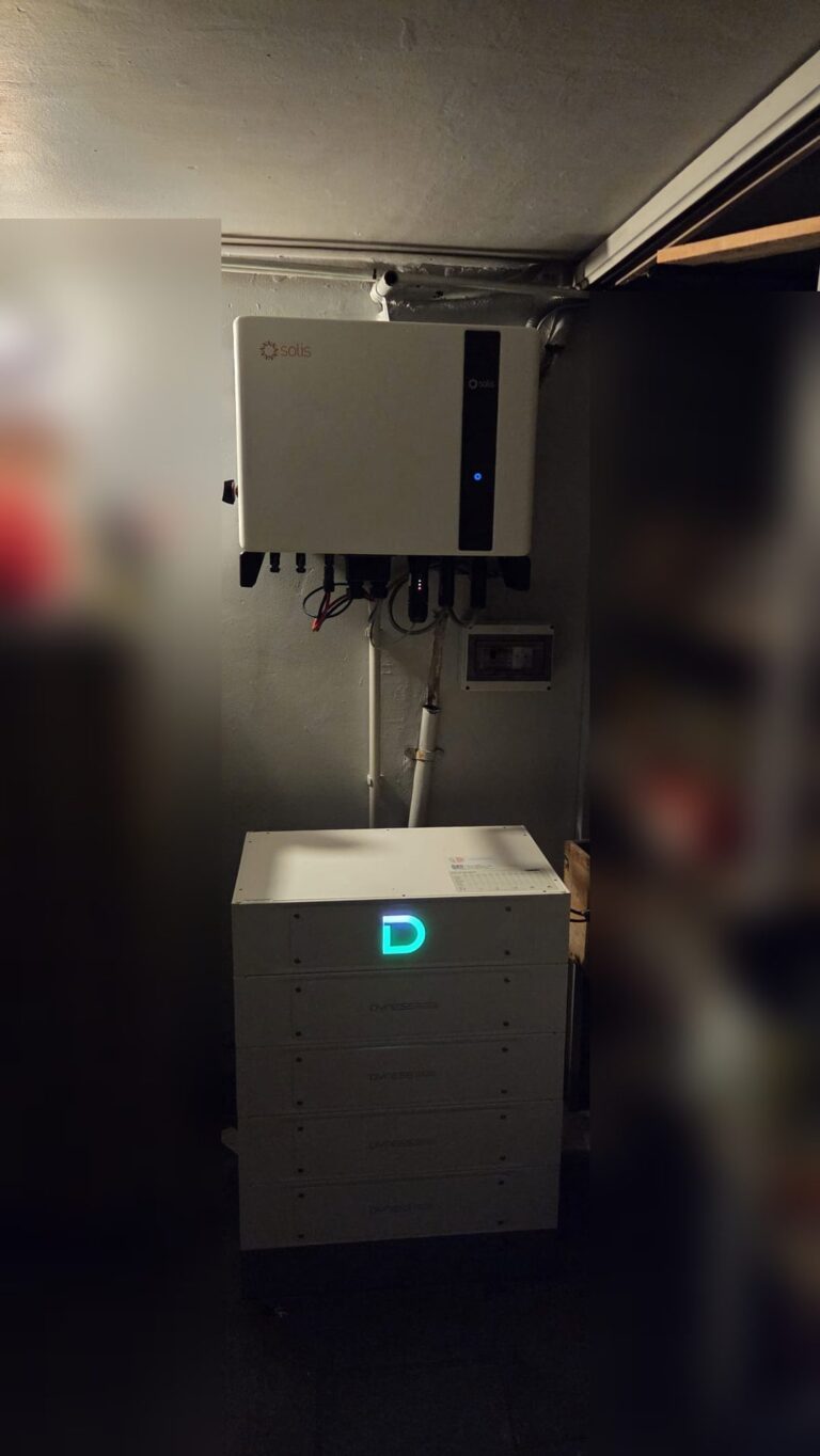 Thuisbatterij van 20,48 kWh met driefasige omvormer in Scherpenheuvel-Zichem