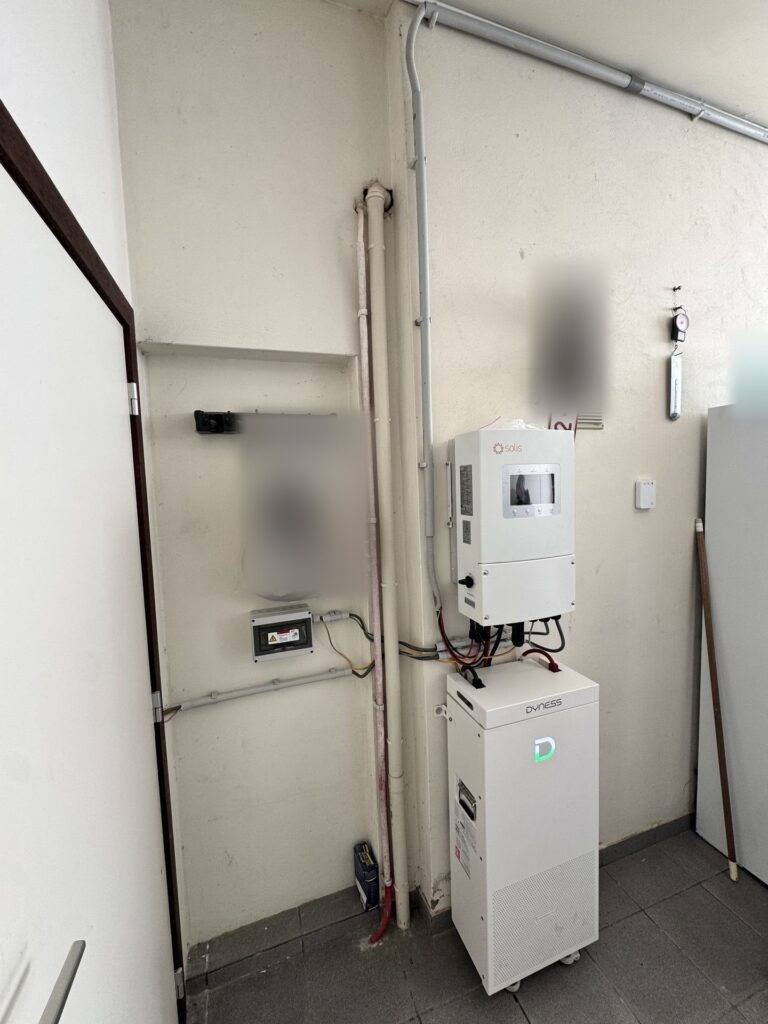 Thuisbatterij en nieuwe omvormer in Sint-Lievens-Houtem