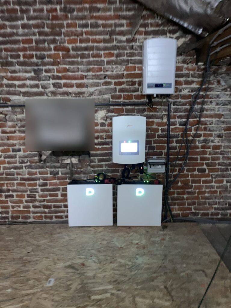 AC-gekoppelde thuisbatterij van 10,24 kWh in Sint-Truiden
