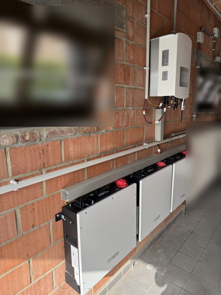 Nieuwe omvormer en thuisbatterij van 15,36 kWh in Sint-Truiden – foto 2