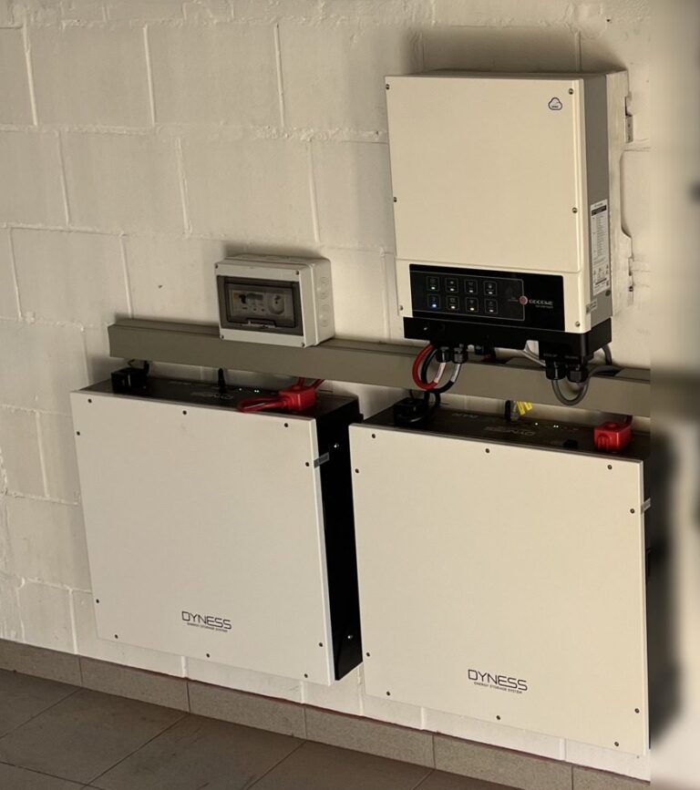 Thuisbatterij van 10,24 kWh bij bestaande zonnepanelen in Tielt