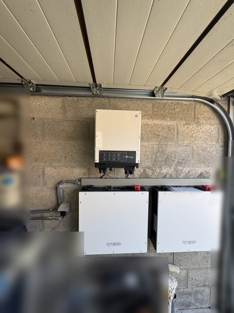 Thuisbatterij van 10,24 kWh in de garage in Tienen