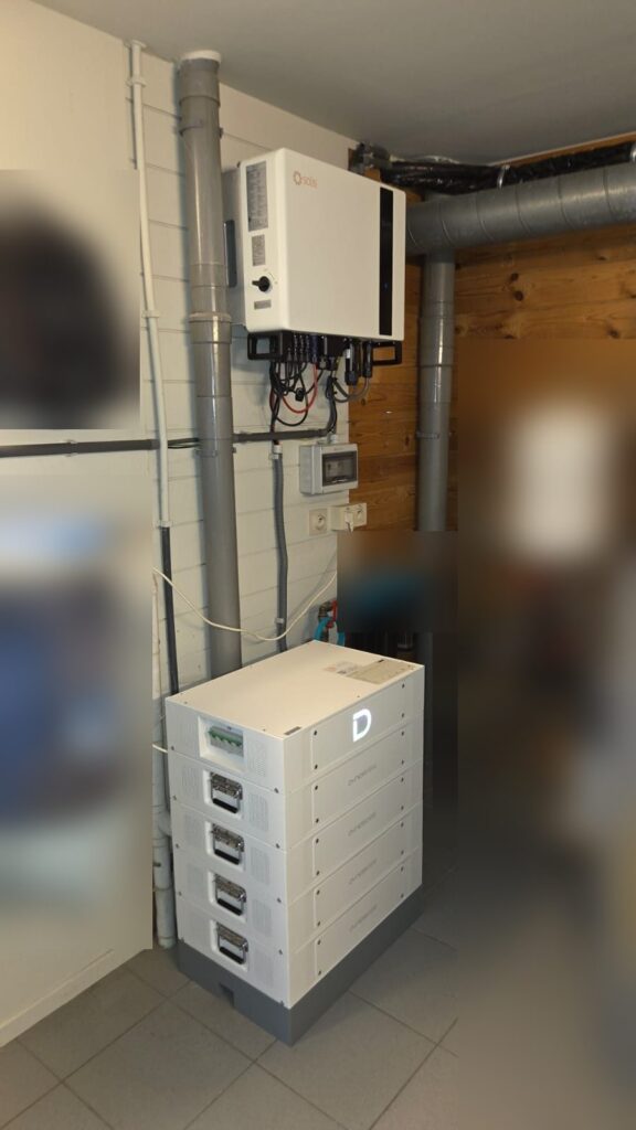 Nieuwe omvormer en thuisbatterij van 20,48 kWh in Tremelo
