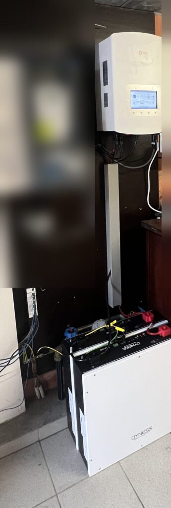 Nieuwe omvormer en thuisbatterij van 10,24 kWh in Voeren