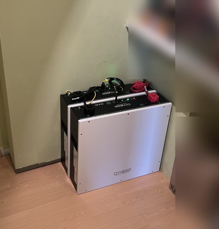 Thuisbatterij van 10,24 kWh bij bestaande zonnepanelen in Wommelgem – foto 2
