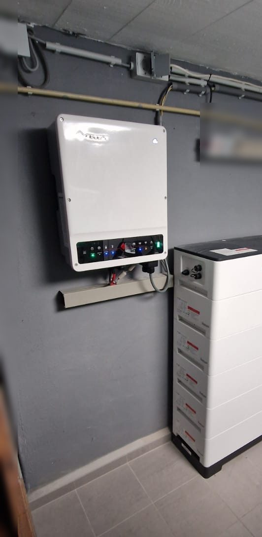 AC-gekoppelde thuisbatterij van 20,48 kWh in Zoersel