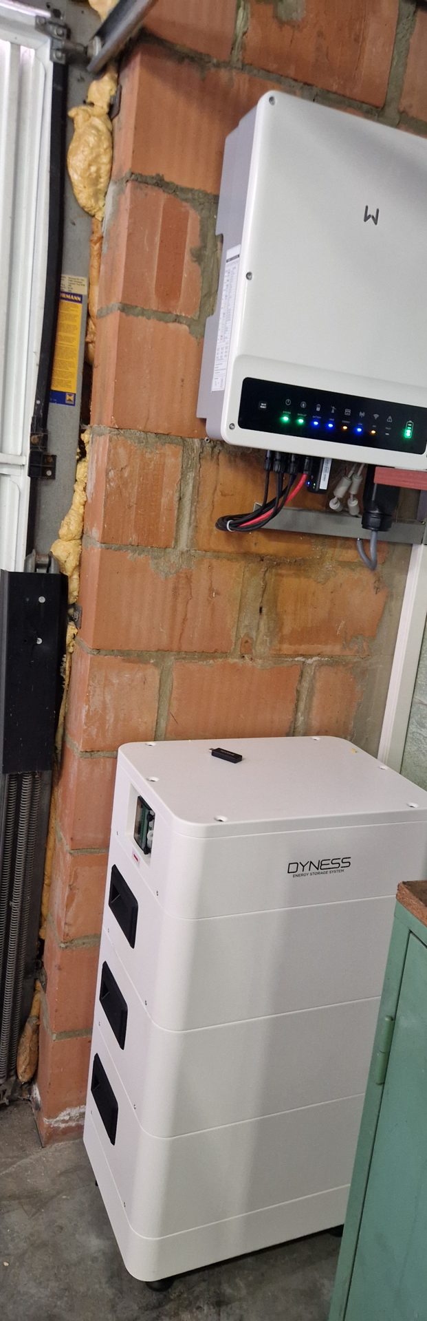 Nieuwe hybride omvormer en thuisbatterij van 10,66 kWh in Zonhoven