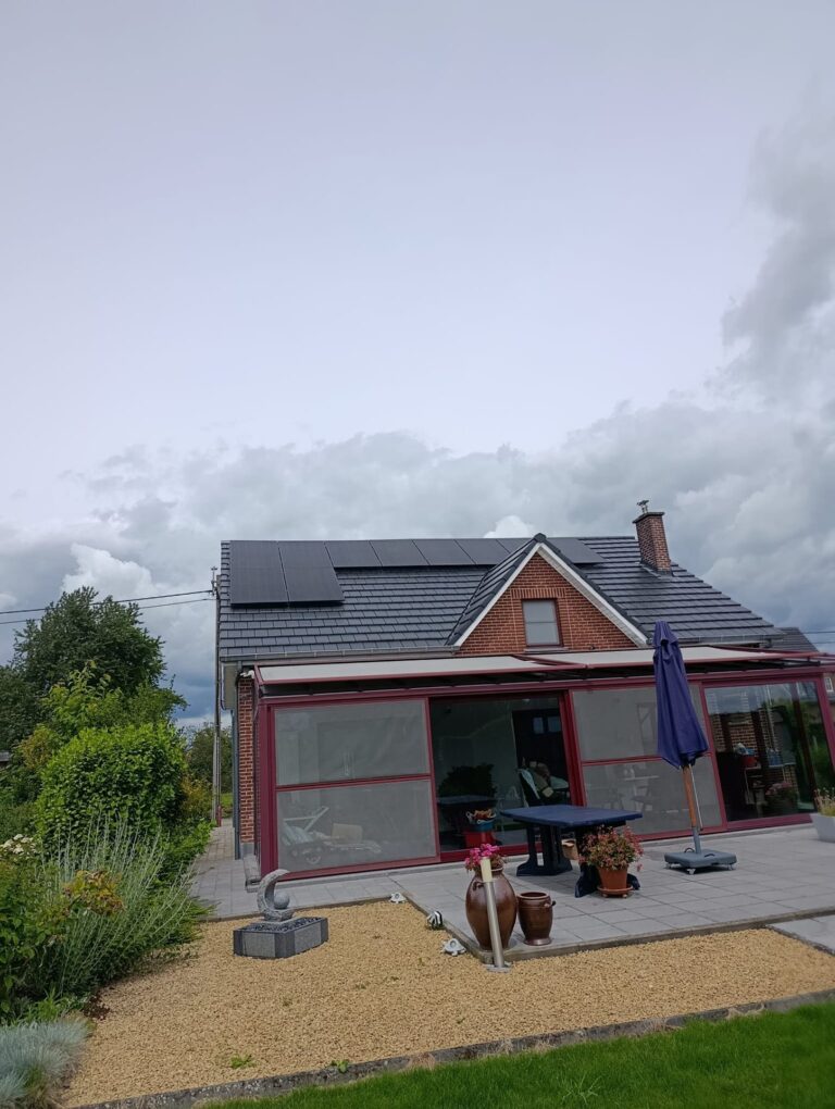 Zonnepanelen en thuisbatterij van 10 kWh in Tienen – foto 2