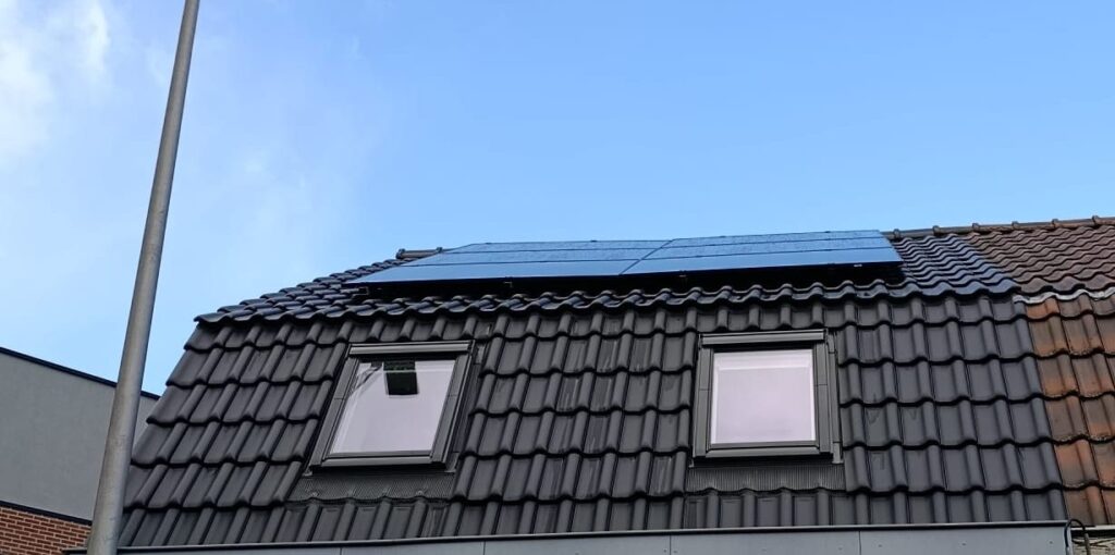 6 zonnepanelen van 3 kWp in Bree