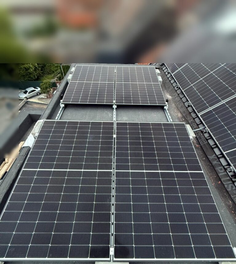 Zonnepanelen en thuisbatterijen voor 3 appartementen in Genk – foto 2