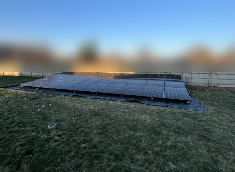 Grondopstelling van 12,45 kWp met thuisbatterij in Gingelom